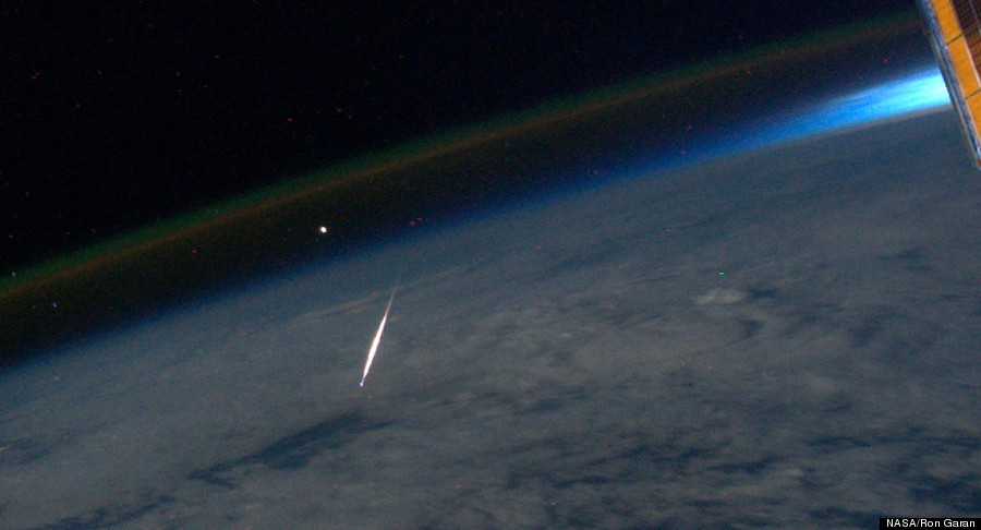 A shooting star picture clicked from the top of the Earth by Nasa